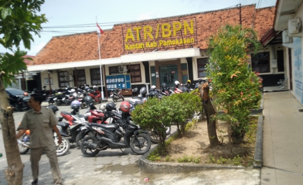 BPN Pamekasan Bakal Usut Sertifikat SHM Laut 4 Hektar Milik PT Budiono 