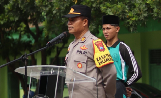 Polres Pamekasan Sosialisasikan Penerimaan Anggota Polri Lewat Jalur Santri