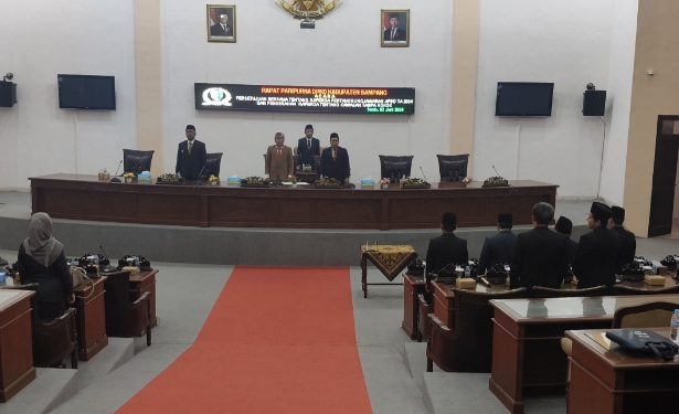 Paripurna DPRD Sampang Sahkan Pertanggungjawaban APBD 2024 dan Perda Kawasan Tanpa Rokok