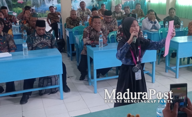 Dari Bangku SD ke Panggung Nasional, Diyan Sauqia Harumkan Nama Pamekasan Lewat Puisi