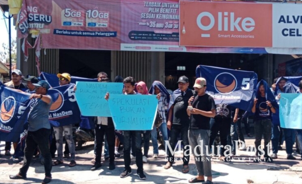 Kader NasDem Pamekasan Gelar Aksi Damai Respons Berita Viral