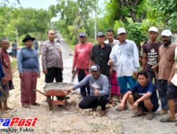 Kades Pangereman Sampang Ajak Warganya Gotong Royong Perbaiki Jalan Kabupaten yang Rusak
