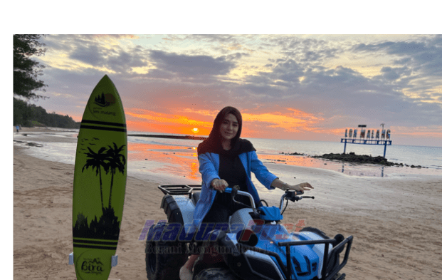 Kunjungi Sampang, Artis Ibu Kota Takjub dengan Keindahan Pantai Lon Malang