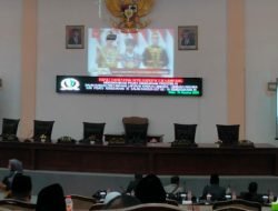 Bertepatan Dengan HUT RI ke 78, DPRD Sampang Gelar Rapat Paripurna Sambil Dengarkan Pidato Kenegaraan Presiden RI