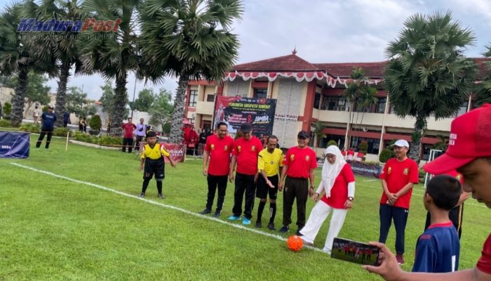 Wabup Sumenep Buka Langsung Turnamen Sepak Bola Mini Antar Kecamatan
