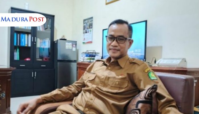 PROFIL. Potret Kepala BRIDA Sumenep, Kepala BRIDA Sumenep, Benny Irawan, saat berada di kantornya. (Istimewa for MaduraPost)