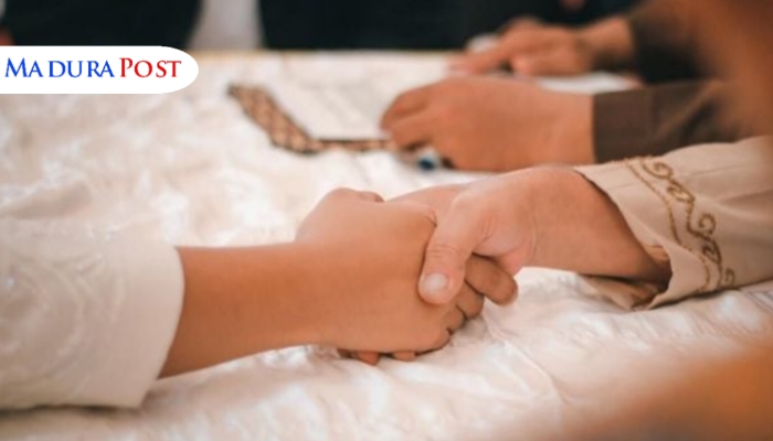 ILUSTRASI. Potret pernikahan sirih Makkiyah dan suami barunya, Hasan, kini tengah jadi perbincangan hingga berujung pelaporan kepolisian. (Istimewa for MaduraPost)