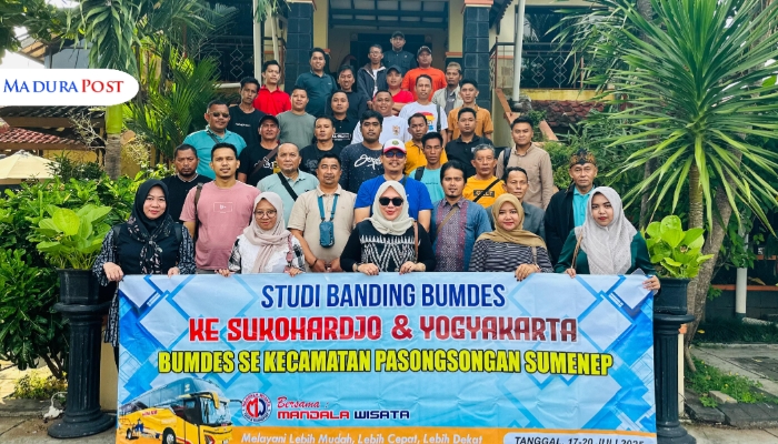 KEGIATAN. Para pengelola BUMDes se-Kecamatan Pasongsongan, Sumenep, saat mengikuti studi banding ke Sukoharjo dan Yogyakarta, 17–20 Juli 2025. (M.Hendra.E/MaduraPost)