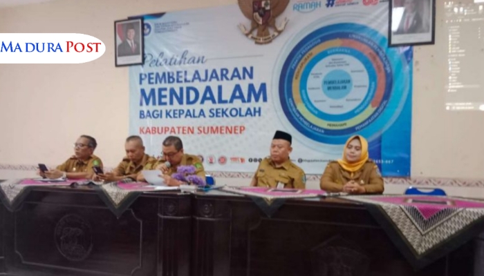 KEGIATAN. Para pejabat Dinas Pendidikan Sumenep saat membuka pelatihan “Pembelajaran Mendalam” bagi kepala sekolah, Senin (28/7/2025). (Istimewa for MaduraPost)