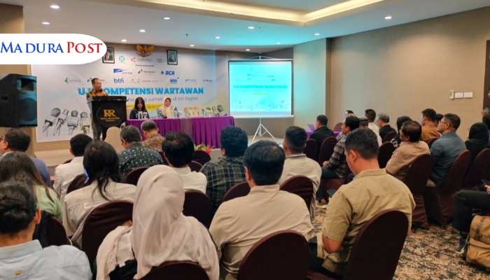 KEGIATAN. Peserta mengikuti pembukaan Uji Kompetensi Wartawan (UKW) yang digelar Perum LKBN ANTARA di Surabaya, Selasa (30/7/2025).