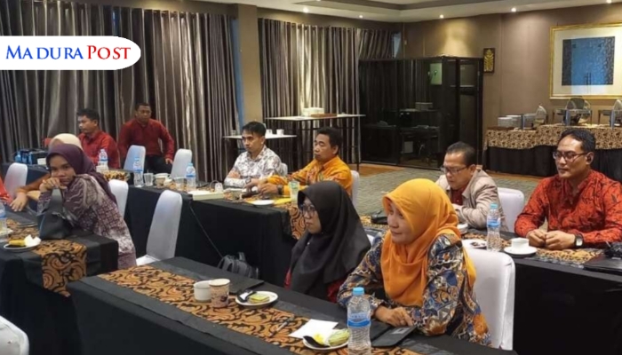 KEGIATAN. Peserta FGD Disbudporapar Sumenep menyimak pemaparan dalam penyusunan RAD, IPP, dan IPK 2025–2029 di Kota Batu. (Istimewa for MaduraPost)