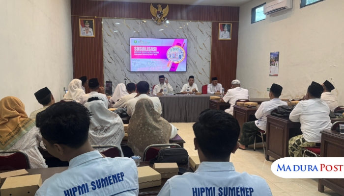 ACARA. Anggota HIPMI Sumenep menghadiri sosialisasi penyusunan RTKD 2025–2029 di Aula Disnaker Sumenep, Rabu (22/10/2025). (Istimewa for MaduraPost)