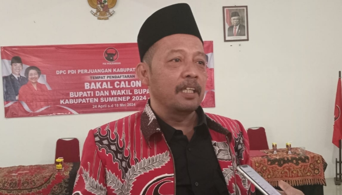 PROFIL. Ketua DPRD Kabupaten Sumenep, H. Zainal Arifin, saat diwawancara wartawan beberapa waktu lalu. (Istimewa for MaduraPost)