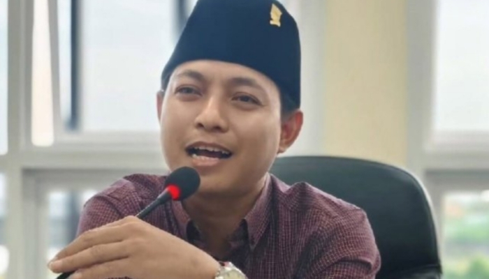 PROFIL. Ketua Fraksi PDI Perjuangan DPRD Sumenep, H. Hosnan Abrari, dalam sebuah kesempatan beberapa waktu lalu. (Istimewa for MaduraPost)